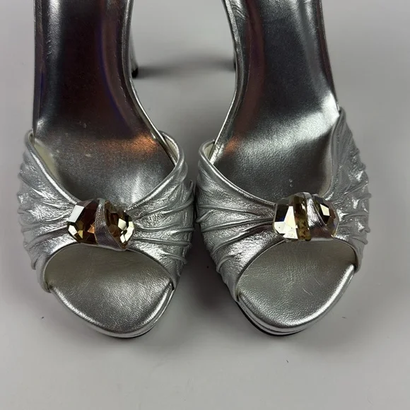 New in box Stuart Weitzman silver “Single” platform ankle strap crystal detail 6 - Picture 2 of 10